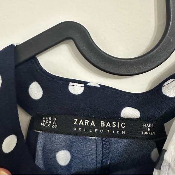 Zara polkadot dress, bow at collar - Size Sm - trapeze shape - Navy and white - Picture 6 of 6